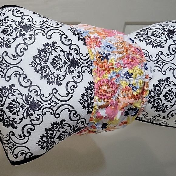 Island Hops Halter Tube Top - Picture 4 of 6